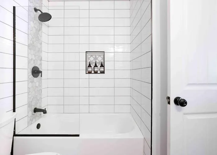Holiday home Fun Pool With Outdoor Shower.bar.close To Old Town